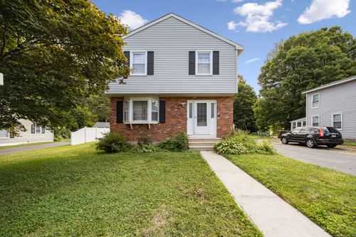 34 Forest St, Unionville, CT, 06085-1202 | Card Image