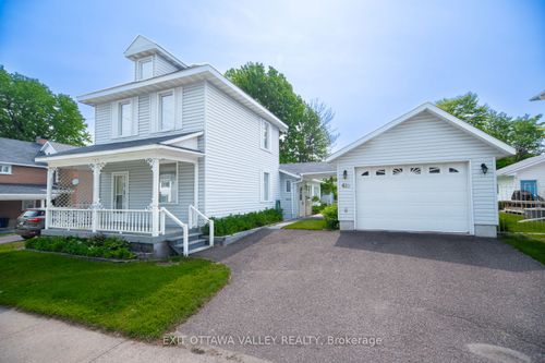 415 Trafalgar Rd, Pembroke, ON, K8A5B3 | Card Image