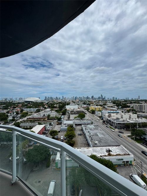 1202-1 Glen Royal Pkwy, Miami, FL, 33125-5287 | Card Image