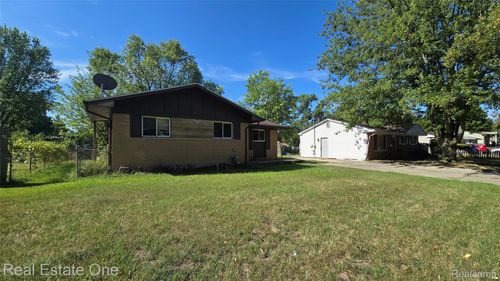 3109 Risdale Avenue, Lansing, MI, 48911 | Card Image