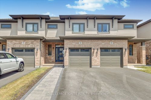 12 Otonabee St, Belleville, ON, K8N0T3 | Card Image