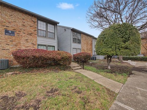 910-15151 Berry Trail, Dallas, TX, 75248 | Card Image