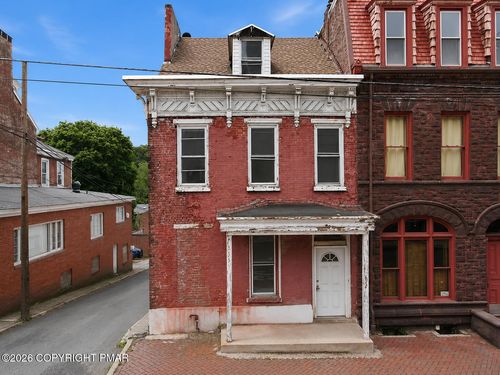 622 Mahantongo St, POTTSVILLE, PA, 17901-3019 | Card Image