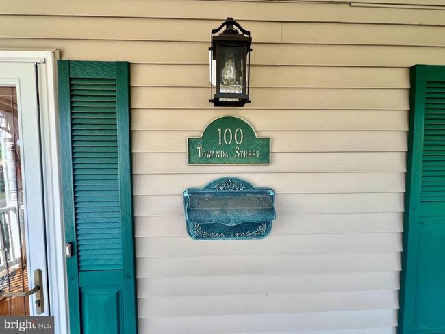 100 Towanda St, House other with 3 bedrooms, 3 bathrooms and null parking in WHITE HAVEN PA | Image 6