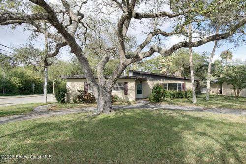 150 W Alachua Ln, Cocoa Beach, FL, 32931-3802 | Card Image
