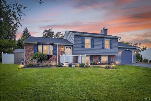 7 Clintonview Rd, New Hartford, NY, 13413-5310 | Card Image