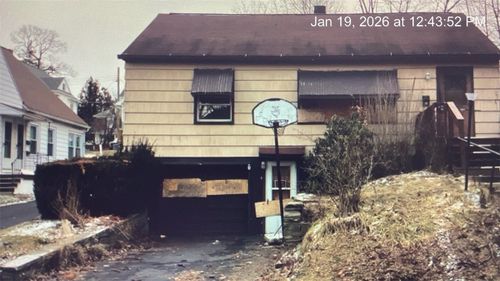 56 Howard Ave, Binghamton, NY, 13904-1326 | Card Image