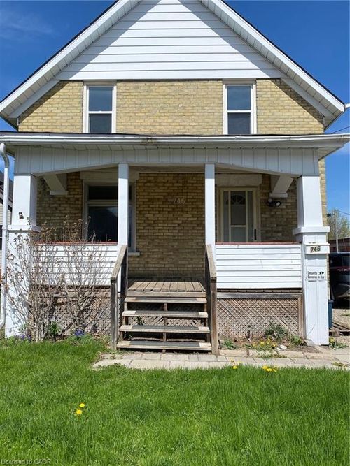246 Madison Ave S, Kitchener, ON, N2M3H4 | Card Image