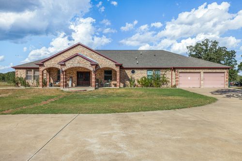 1102 Private Road 2332, Giddings, TX, 78942-6152 | Card Image