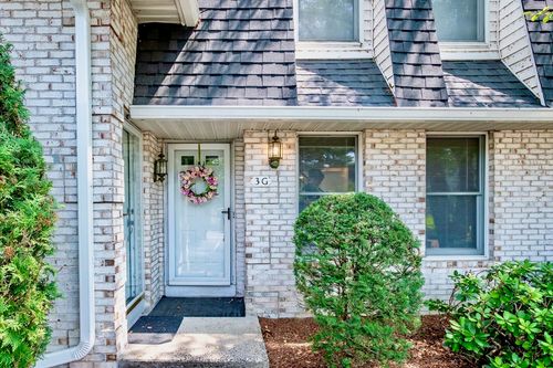 g-3 Mansion Woods Dr, Agawam, MA, 01001-2398 | Card Image