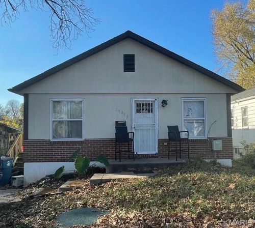 10053 Monarch Dr, Saint Louis, MO, 63136-5601 | Card Image