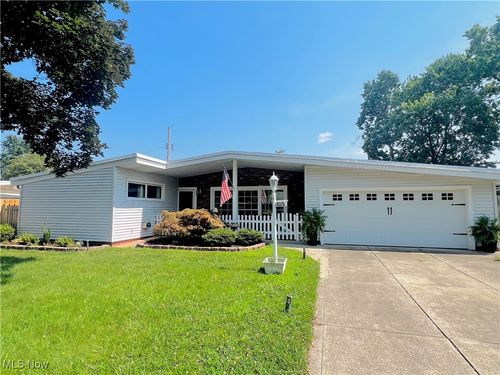 6375 Sherborn Rd, Parma Heights, OH, 44130-3951 | Card Image
