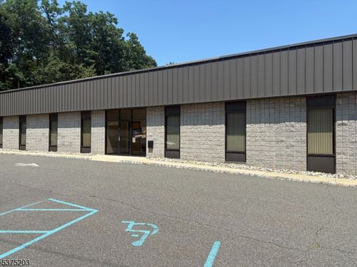 314 Us Highway 22, Green Brook, NJ, 08812-1700 | Card Image