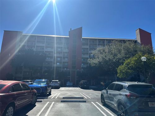 apt-305-2206 S Cypress Bend Dr, Pompano Beach, FL, 33069-4436 | Card Image