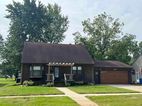 714 9th Ave, Charles City, IA, 50616-2528 | Card Image