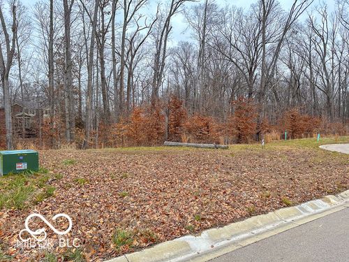 5089 Oak Ridge Trl, Columbus, IN, 47201-5143 | Card Image