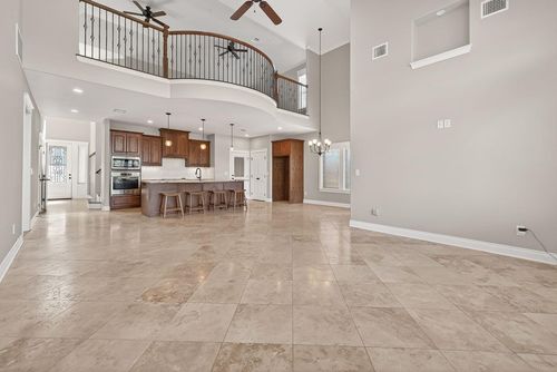 912 Roberts St, East Bernard, TX, 77435-9437 | Card Image