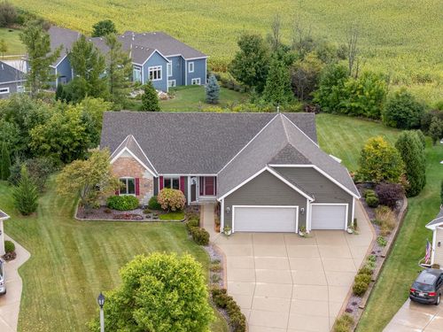 1526 Pine Cone Trail, Port Washington, WI, 53074 | Card Image