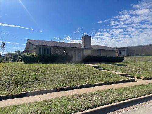 14046 Rolling Hills Ln, Dallas, TX, 75240-3808 | Card Image
