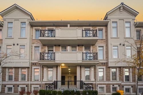 13-78 Preston Meadow Ave, Mississauga, ON, L4Z0C8 | Card Image