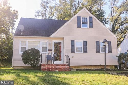 28 Ridgley St, MOUNT HOLLY, NJ, 08060-1132 | Card Image