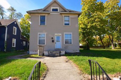 807 Cushing Street, House other with 3 bedrooms, 2 bathrooms and null parking in South Bend IN | Image 1