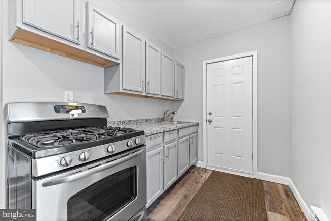 APT-2ND - 319 S Augusta Ave, Condo with 1 bedrooms, 1 bathrooms and null parking in BALTIMORE MD | Image 7