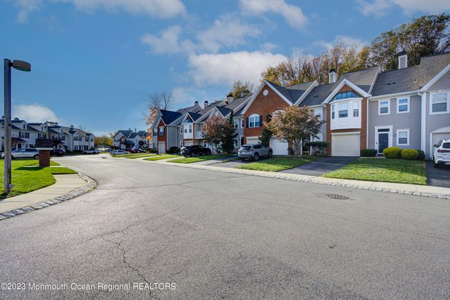 41 Durant Ave, Condo with 2 bedrooms, 3 bathrooms and null parking in Holmdel NJ | Image 34