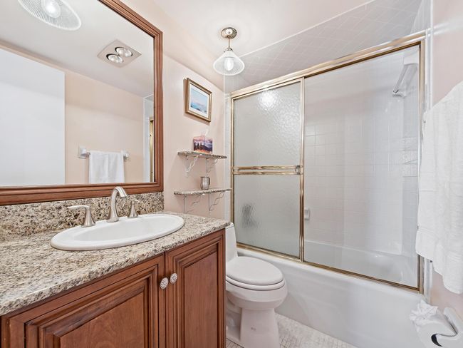 APT-928D - 3310 S Ocean Blvd, Condo with 1 bedrooms, 2 bathrooms and null parking in Highland Beach FL | Image 14