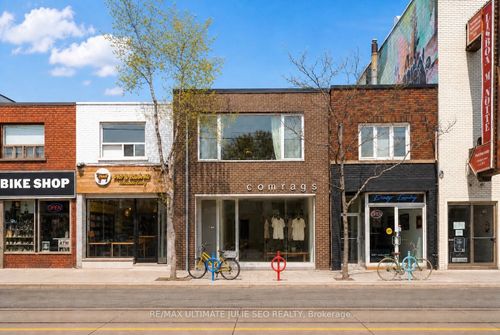 main-floor-812 Dundas St W, Toronto, ON, M6J1V3 | Card Image