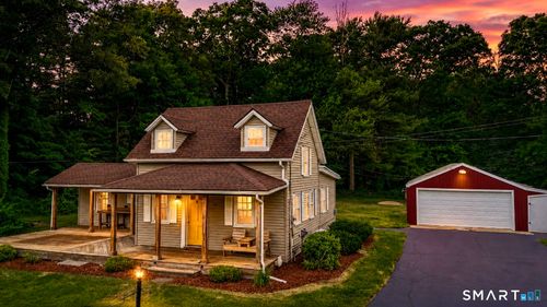 395 Highland St, Manchester, CT, 06040-5608 | Card Image