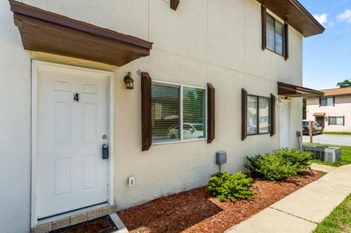 o4-710 Legion Dr, Destin, FL, 32541-2527 | Card Image