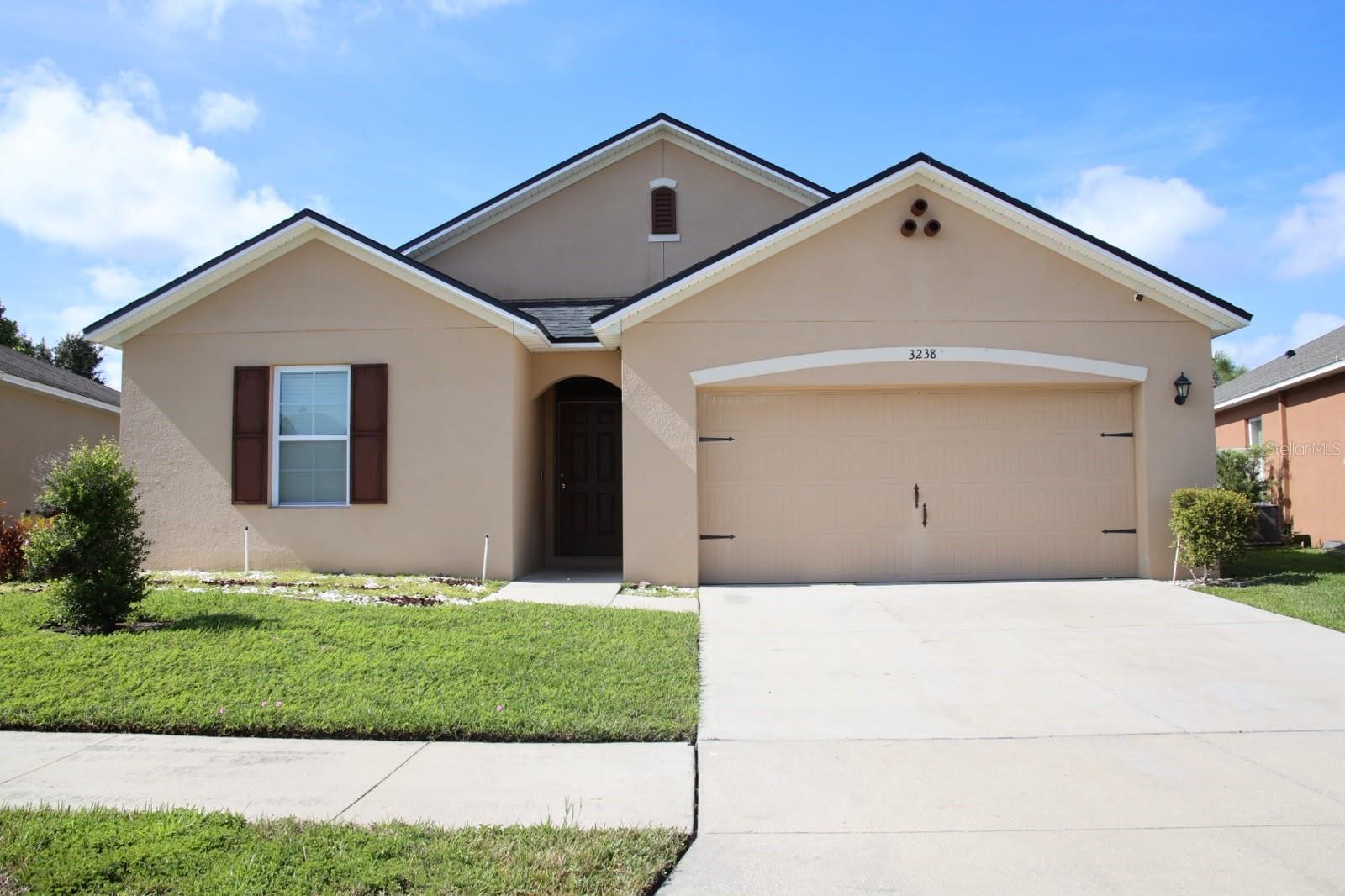 Residential in LAKELAND 3