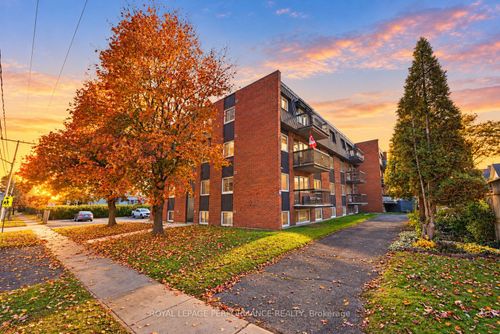 305-118 4th St E, Cornwall, ON, K6H2H9 | Card Image