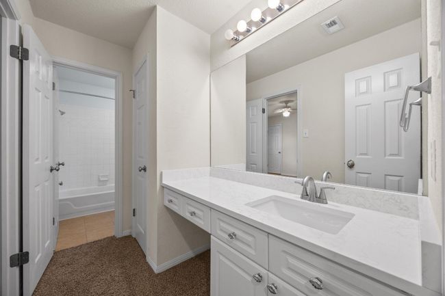 Upstairs bathroom with shared access by bedroom #3. | Image 23