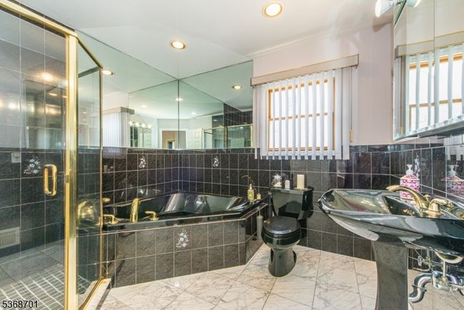 20 Bryant Ave, House other with 3 bedrooms, 3 bathrooms and null parking in Bloomfield NJ | Image 17