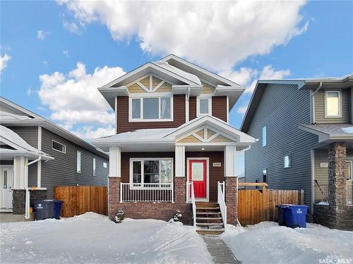 1069 Parr Hill Drive, Martensville, SK, S0K2T1 | Card Image