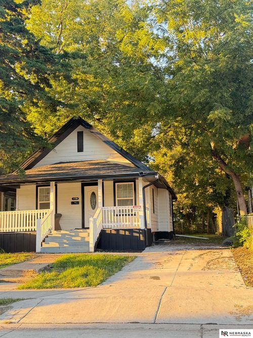 1720 Lake St, Omaha, NE, 68110-2258 | Card Image