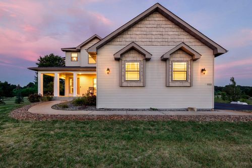 9352 67th St Nw, Annandale, MN, 55302-4537 | Card Image