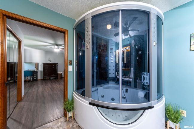 1803 Spring Garden Rd, House other with 3 bedrooms, 3 bathrooms and null parking in Marion IL | Image 19