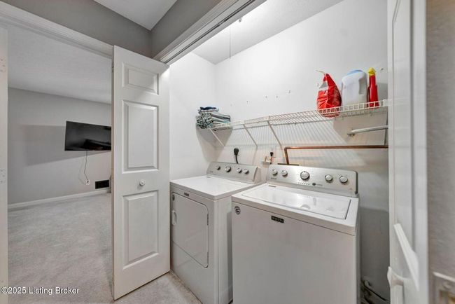 5503 Forest Lake Dr, Condo with 2 bedrooms, 3 bathrooms and null parking in Prospect KY | Image 28