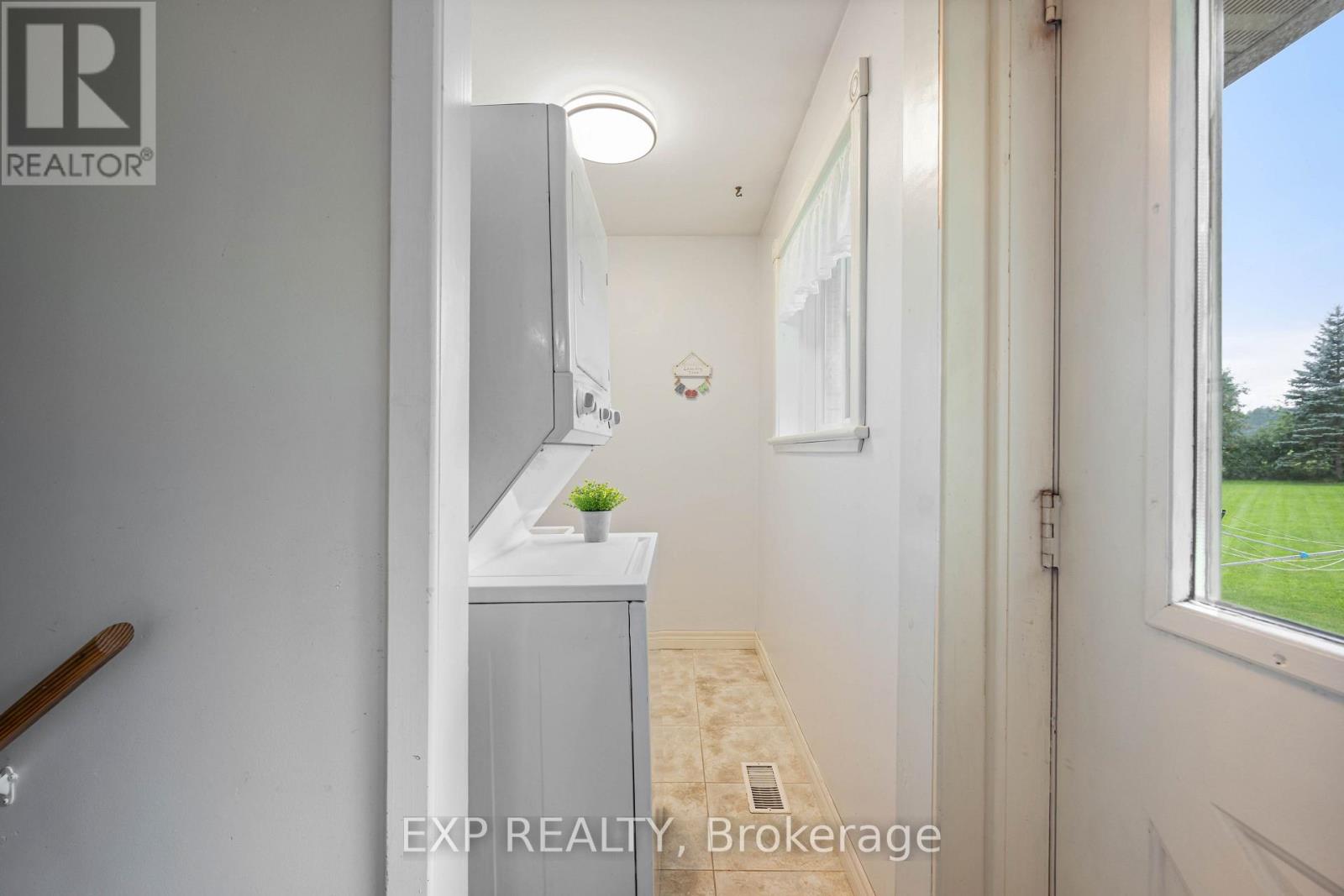 Residential in Mono 3