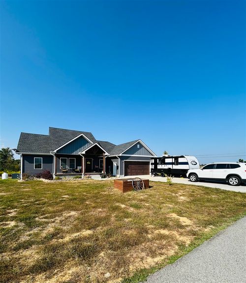 11 May Apple Ln, Bremen, KY, 42325-9776 | Card Image