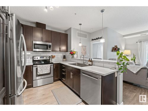 244-7825 71 St Nw, Edmonton, AB, T6B3R9 | Card Image