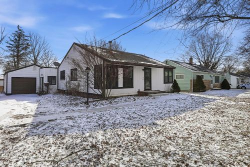 566 E 10th St, Marysville, OH, 43040-1747 | Card Image