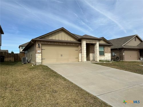 104 Green Jay Dr, Jarrell, TX, 76537-1947 | Card Image