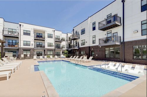 1646 54th Ave N, Nashville, TN, 37209-1469 | Card Image