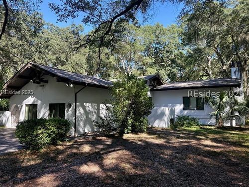 2 Orista Pl, Hilton Head Island, SC, 29926-2001 | Card Image