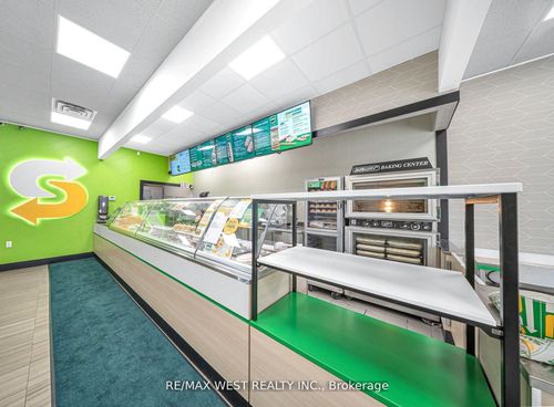 2-90 Courtneypark Dr E, Mississauga, ON, L5T2Y3 | Card Image