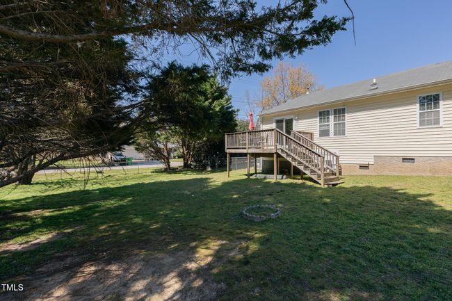 Exterior Back | Image 21